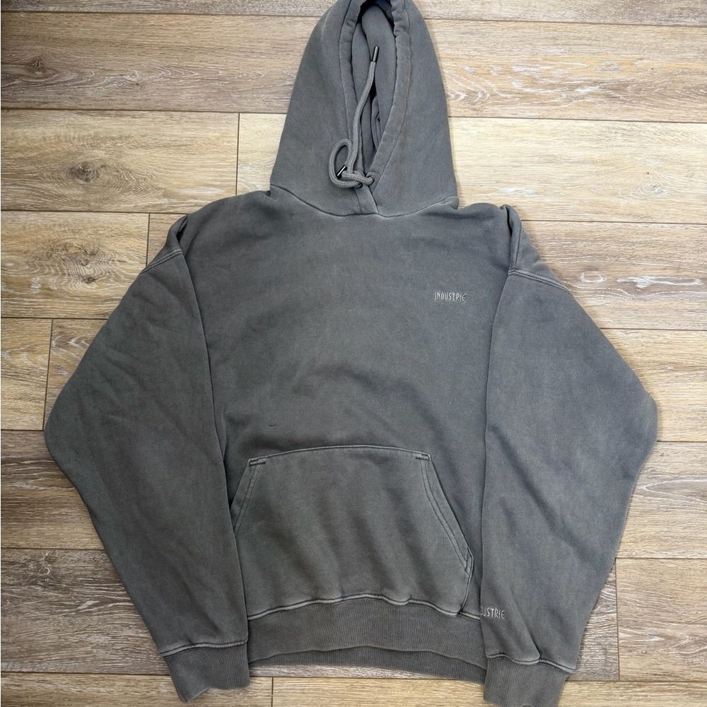 Industrie Australia Gray Hoodie Sz M